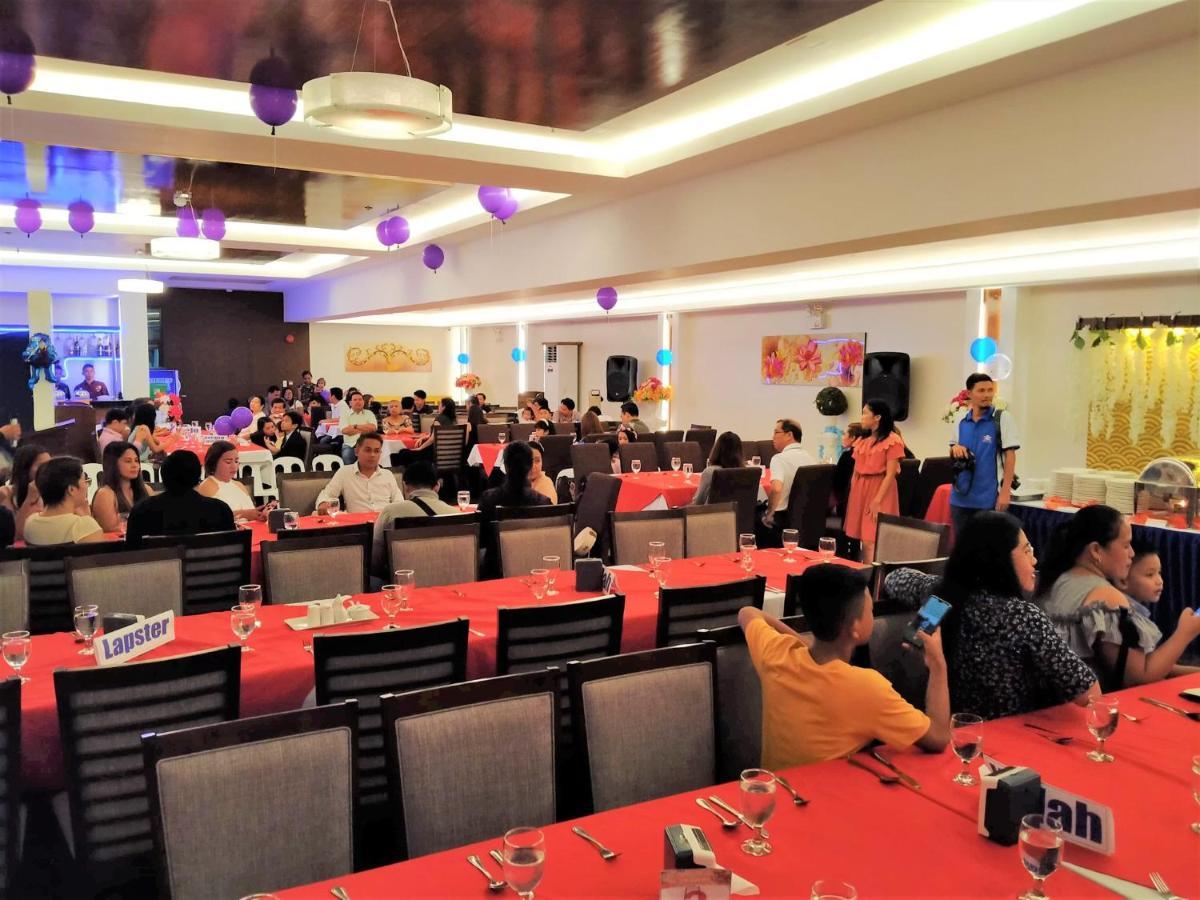 金银岛酒店带迷你水上乐园 Masbate City 外观 照片